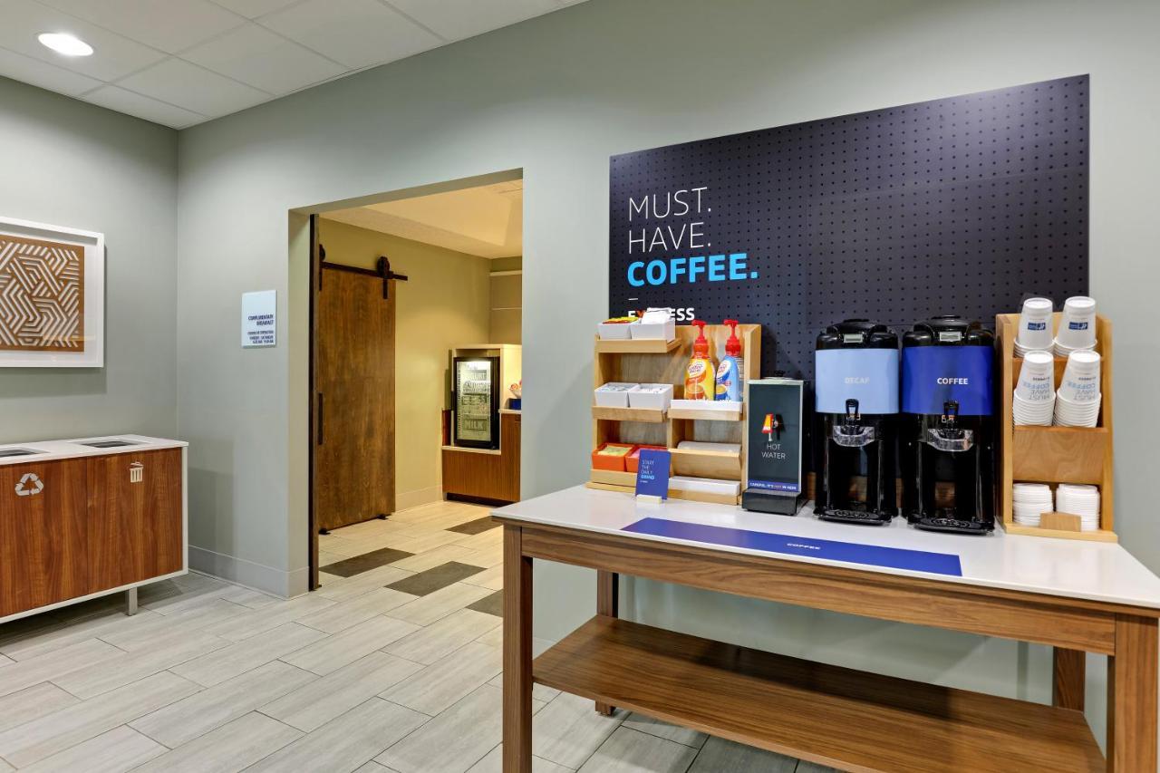 Holiday Inn Express Campbellsville By Ihg Exterior photo