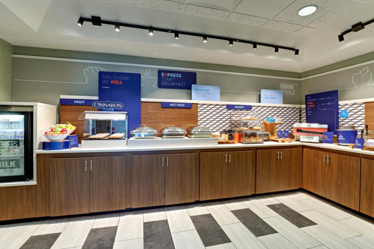 Holiday Inn Express Campbellsville By Ihg Exterior photo