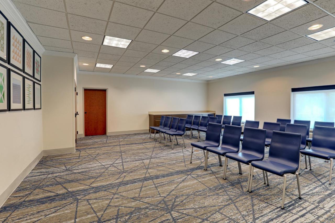 Holiday Inn Express Campbellsville By Ihg Exterior photo