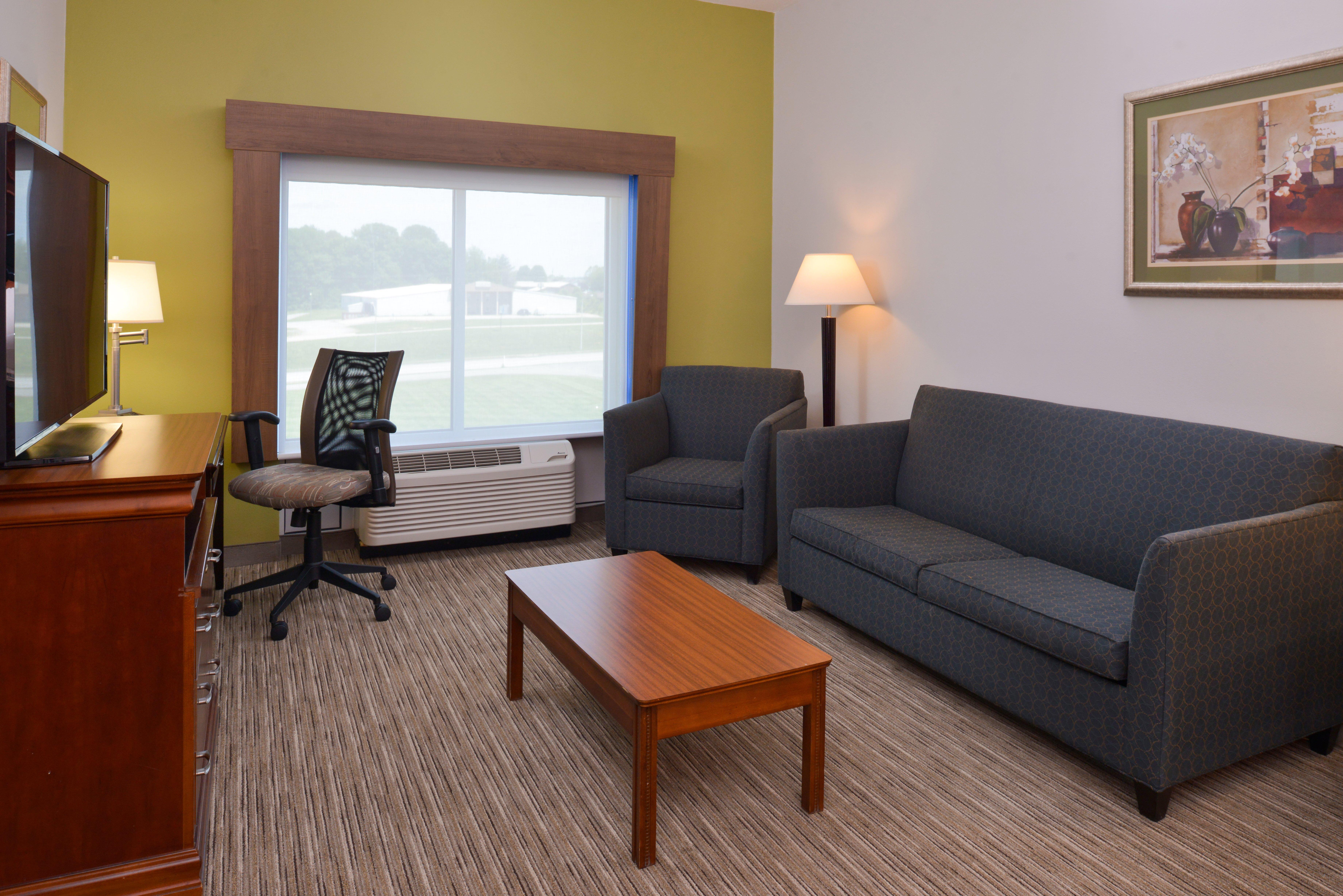 Holiday Inn Express Campbellsville By Ihg Exterior photo
